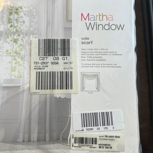 Window scarf